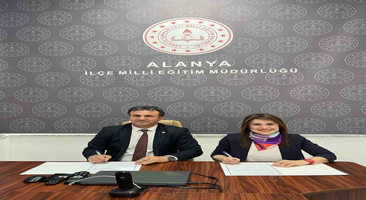 Alanya Üniversitesi TÖMER ile İlçe Milli Eğitim arasında iş birliği protokolü