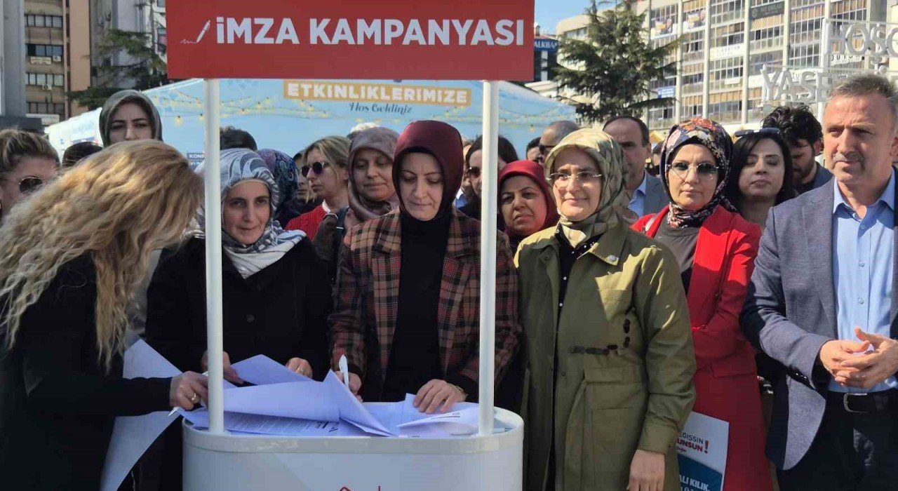 Anayasa Değişsin, Aile Korunsun imza kampanyası