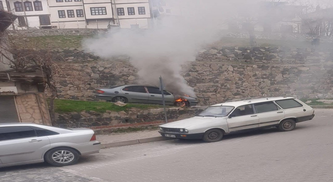 Ankarada araç yangını