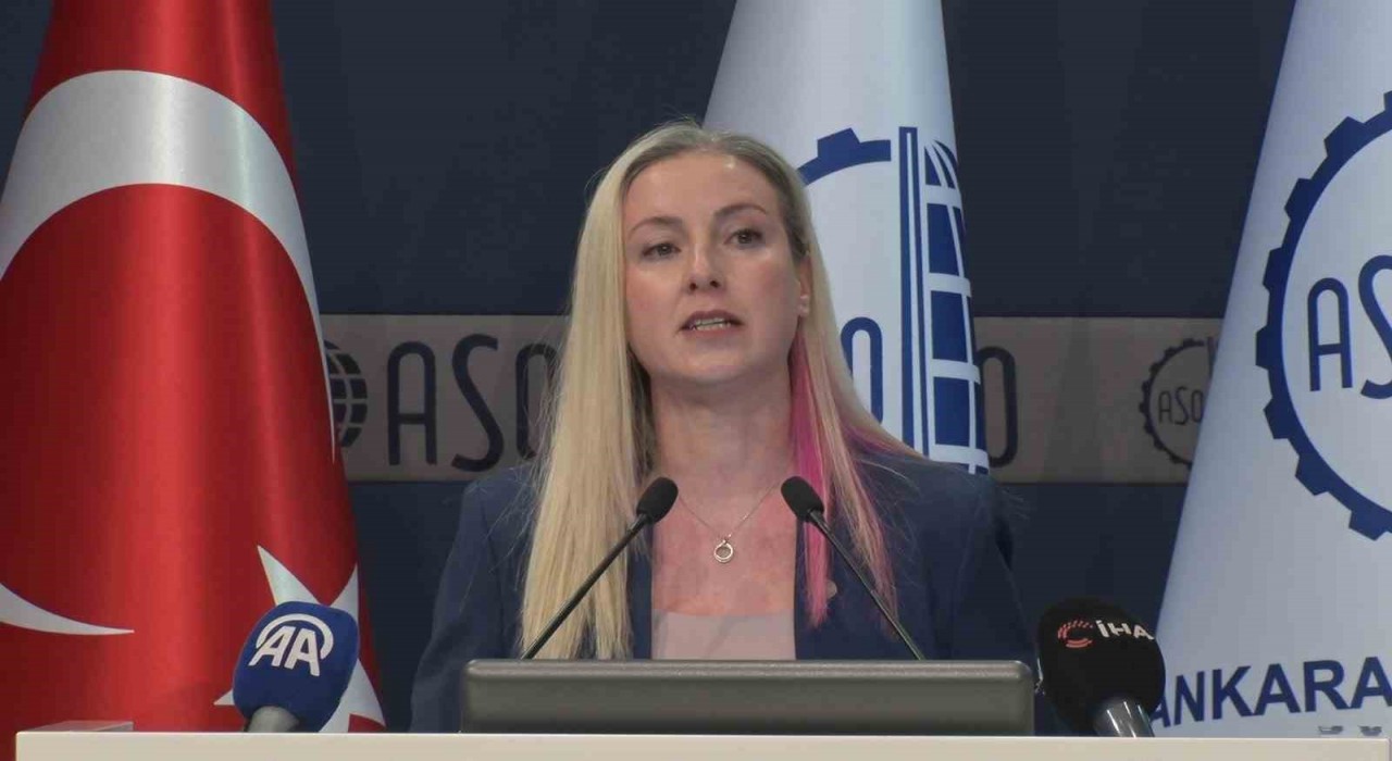 Ankarada Çalışan Kadın Ulusal Fotoğraf Yarışmasının ödül töreni düzenlendi