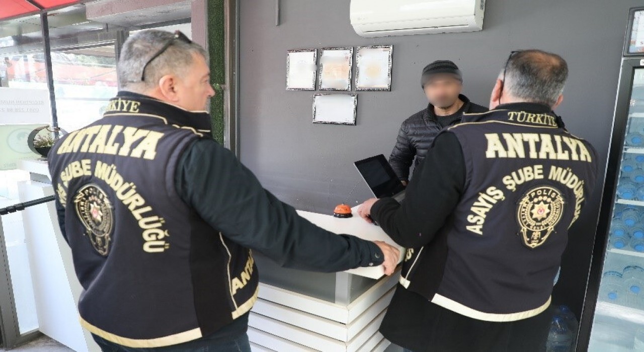 Antalyada son bir haftada 201 şüpheli tutuklandı