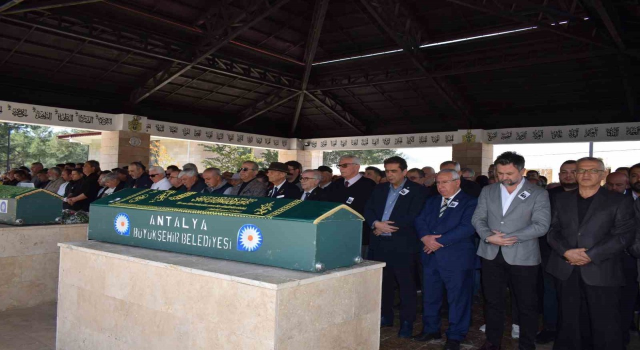 Antalya Basınının Acı Kaybı: Cengiz Savaşeri Vefat Etti