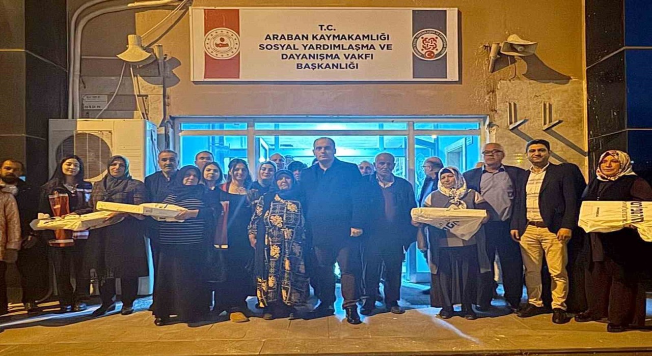 Arabanda şehit ve gazi aileleri iftarda bir araya geldi