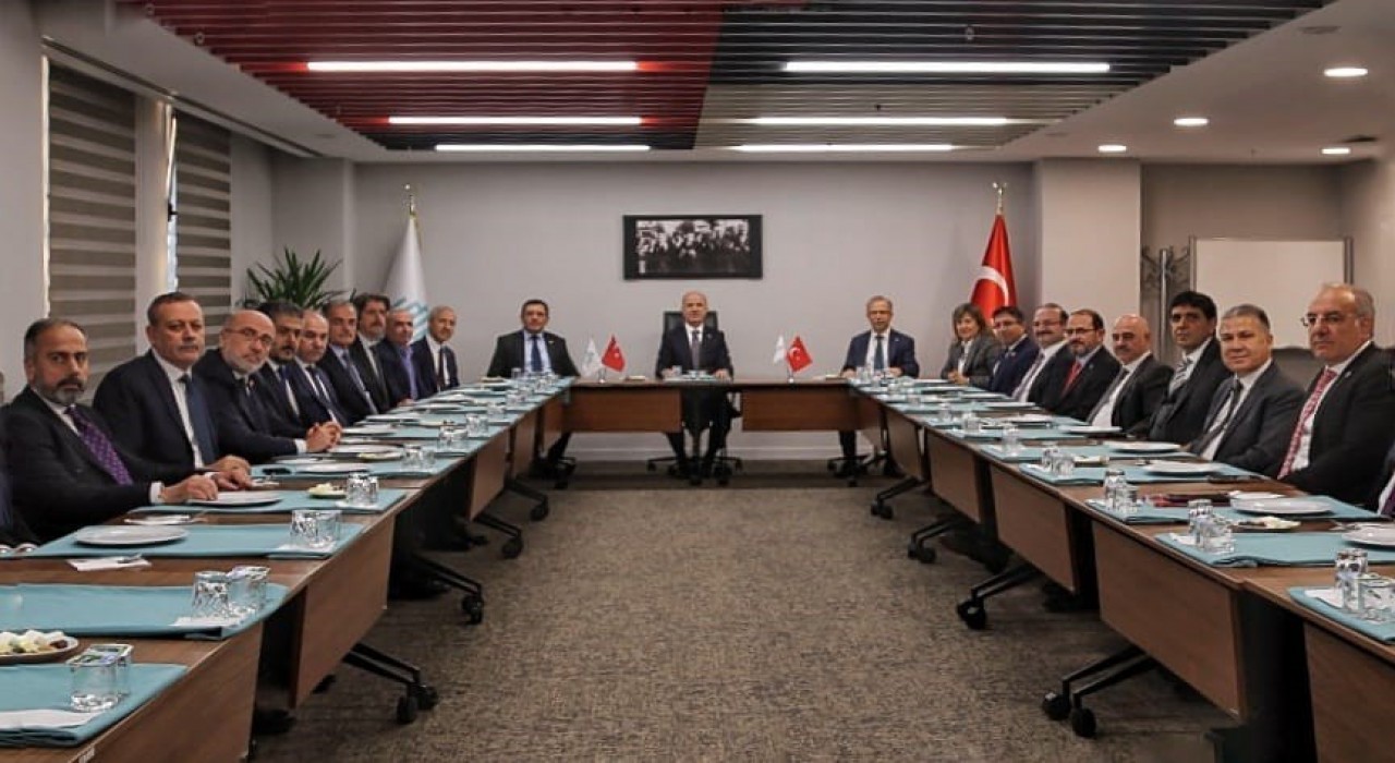 Atatürk Üniversitesi Rektörü Prof. Dr. Ahmet Hacımüftüoğlu, Dünya Su Günü: Su Verimliliği Zirvesine katıldı