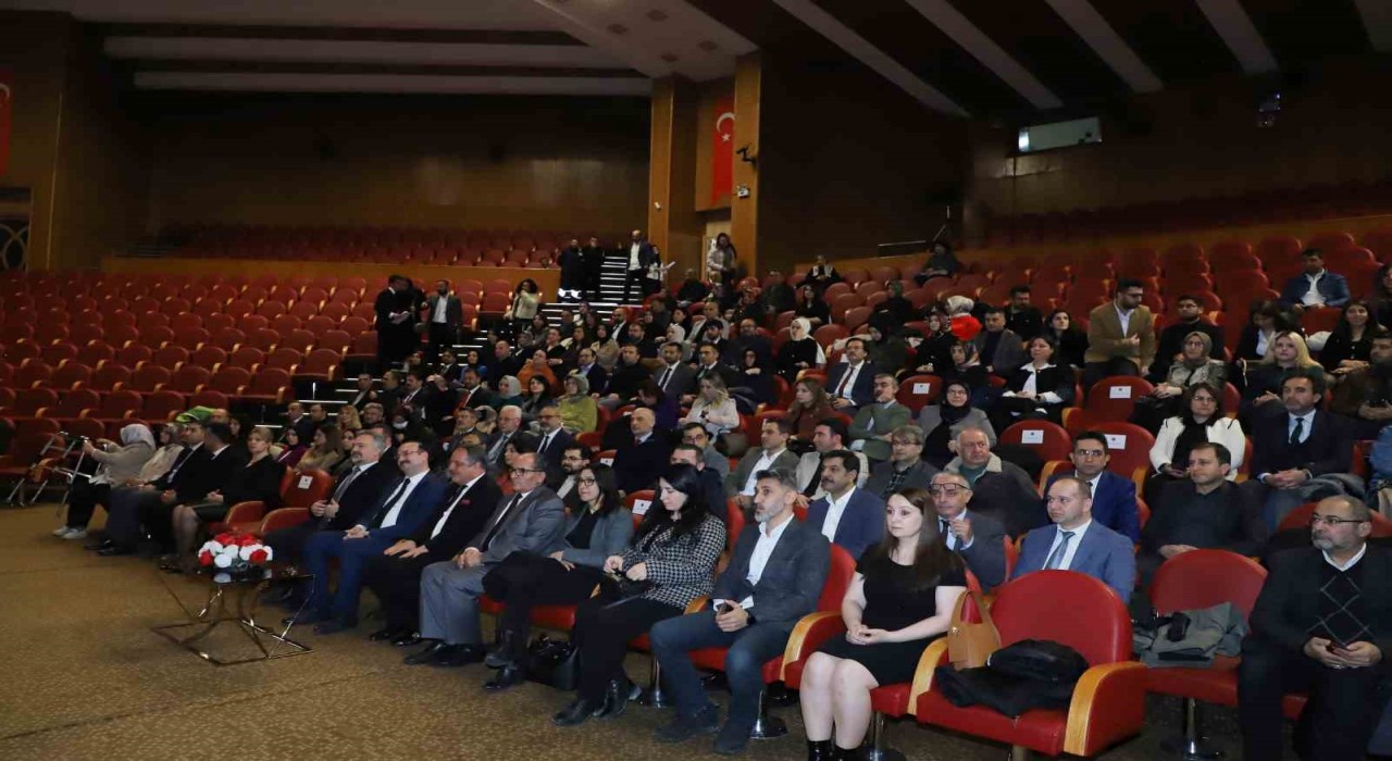 Atatürk Üniversitesinde Ocak-Şubat ayı akademik teşvik töreni düzenlendi