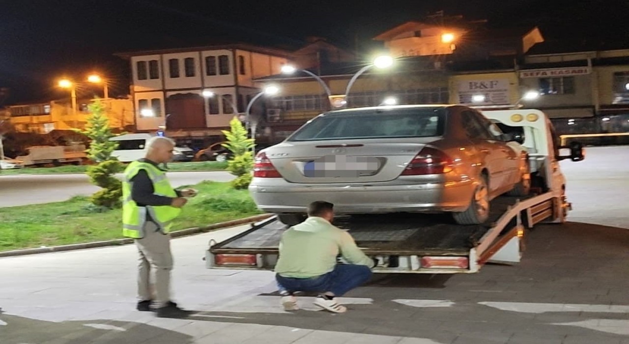 Attığı drift 46 bin TLye patladı, 60 gün aracından ve ehliyetinden oldu