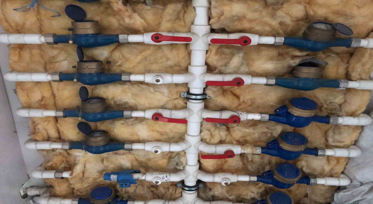 Aydıntepede vatandaşlar sayaç ve su borusu donma riskine karşı uyarıldı