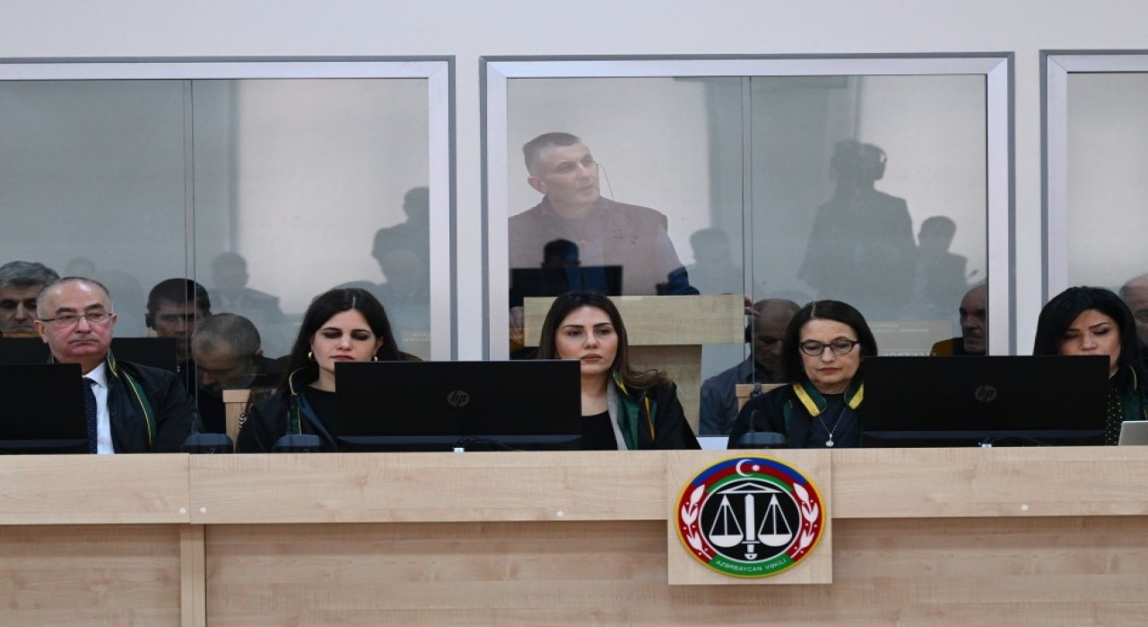 Azerbaycanda yargılanan Karabağdaki eski sözde Ermeni rejiminin yöneticileri Azerbaycana karşı savaştıklarını itiraf etti