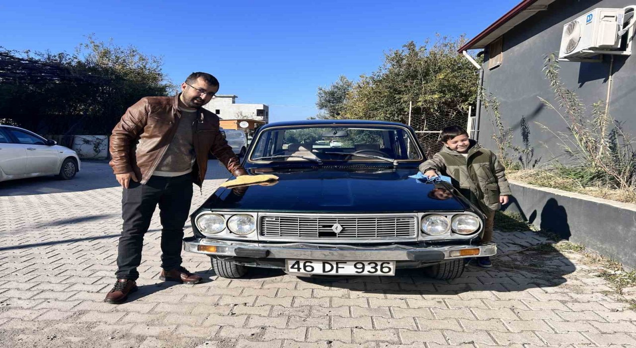 Baba yadigarını gördüğü rüyalar üzerine 15 yıl sonra bulup, uzun uğraşlarla satın aldı