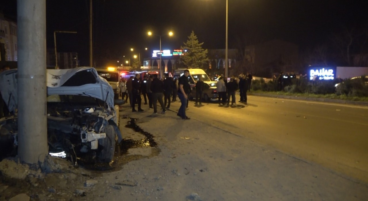 Bafrada zincirleme kaza: 4 yaralı