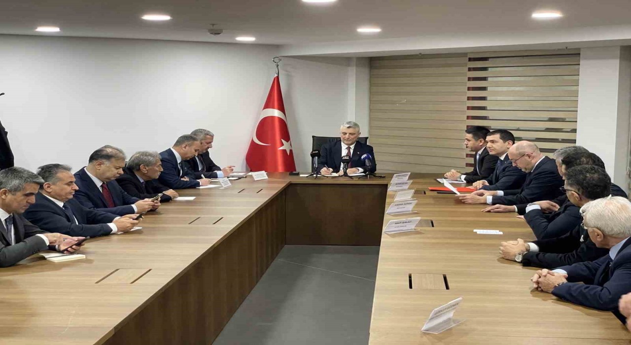 Bakan Bolat: İhracatçılarımızı daha destekleyici aksiyonlar alacağız
