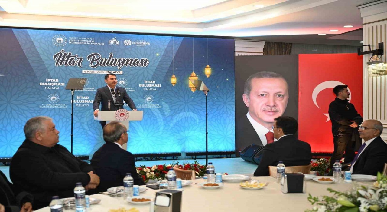 Bakan Kurum: Muhalefet deprem bölgesini siyasi malzeme yapıyor, buna izin vermeyeceğiz