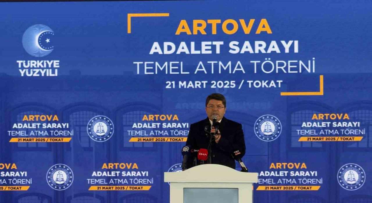 Bakan Tunç: Suç şebekeleriyle ve yolsuzlukla mücadele eden bir yargı istemiyorlar