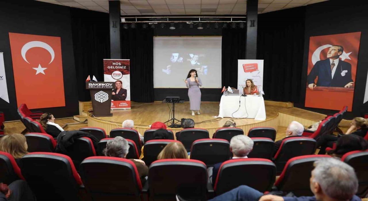 Bakırköy Belediyesinden ‘insan hakları ve insan hakları gazeteciliği söyleşisi