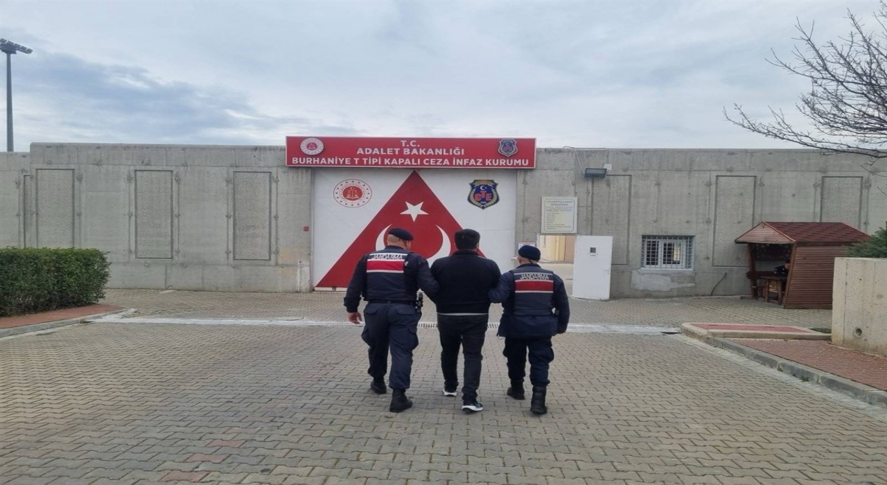 Balıkesirde 18 yıl kesinleşmiş hapisle aranan şahıs yakalandı