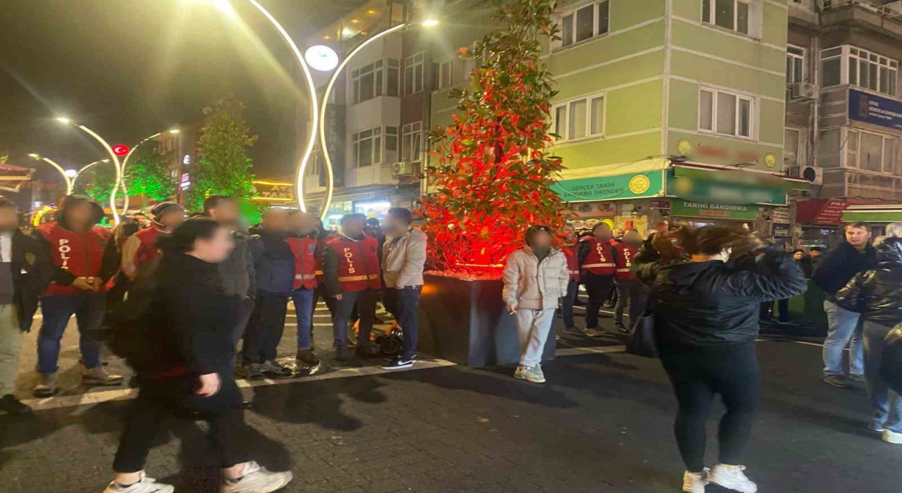 Bandırmada eylemde gerginlik, 8 kişiye adli işlem başlatıldı