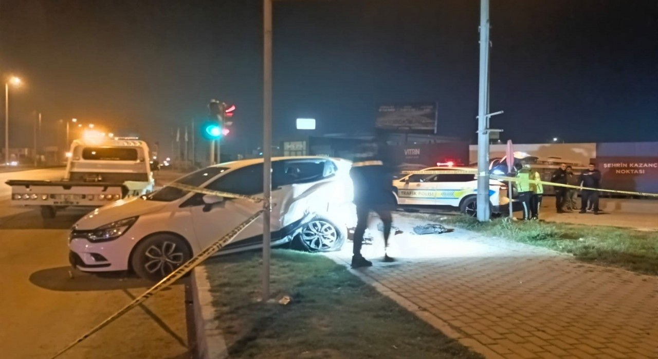 Bandırmada trafik kazası: 1 ölü, 1 yaralı