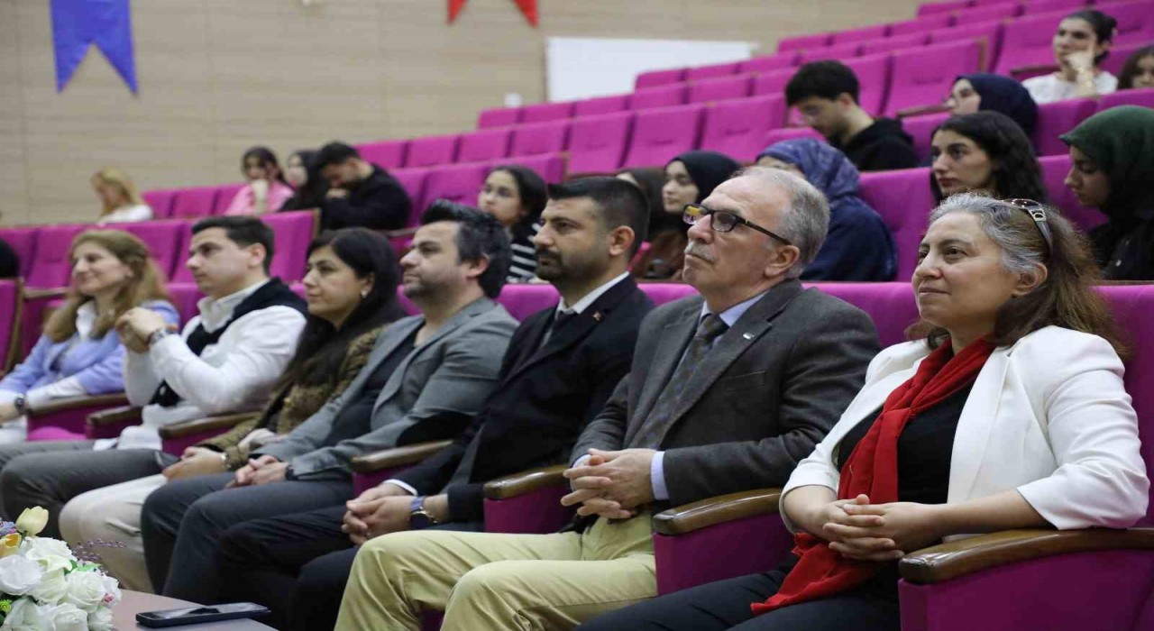 BARÜde öğretmenlik mesleğinin dünü ve bugünü konuşuldu