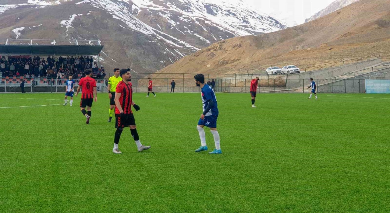 Başkalespor, Van Büyükşehir Belediyesporla 1-1 berabere kaldı