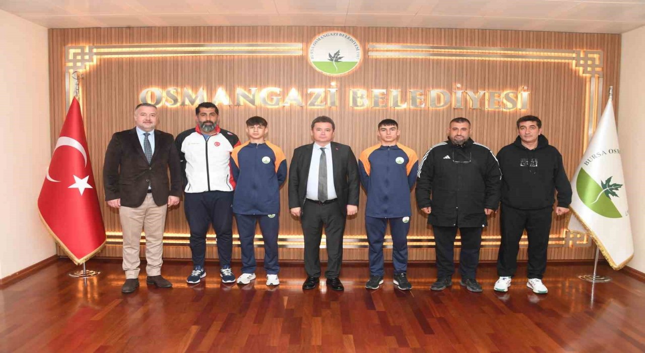 Başkan Aydın, milli sporcuları Dünya Şampiyonasına uğurladı