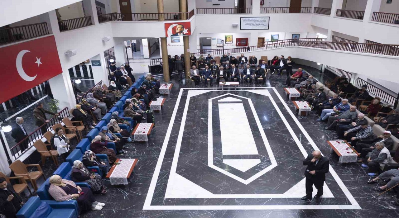 Başkan Büyükkılıç, Ramazan huzurunu huzurevi sakinleri ile yaşadı