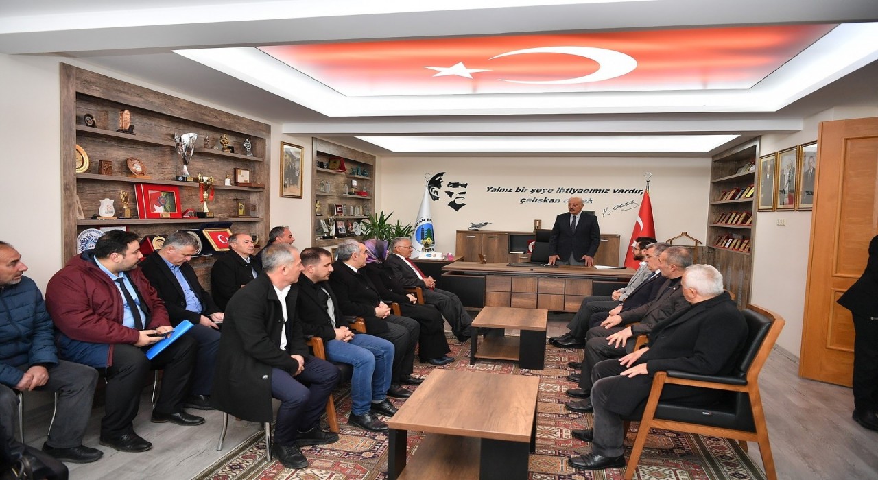 Başkan Büyükkılıçtan Özvatan ve Felahiyede Ramazan buluşması
