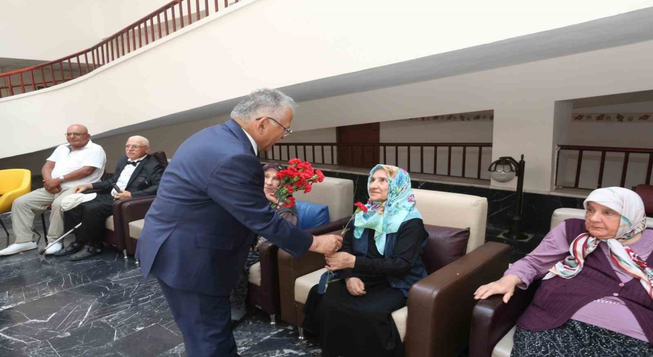 Başkan Büyükkılıçtan Yaşlılara Saygı Haftası mesajı