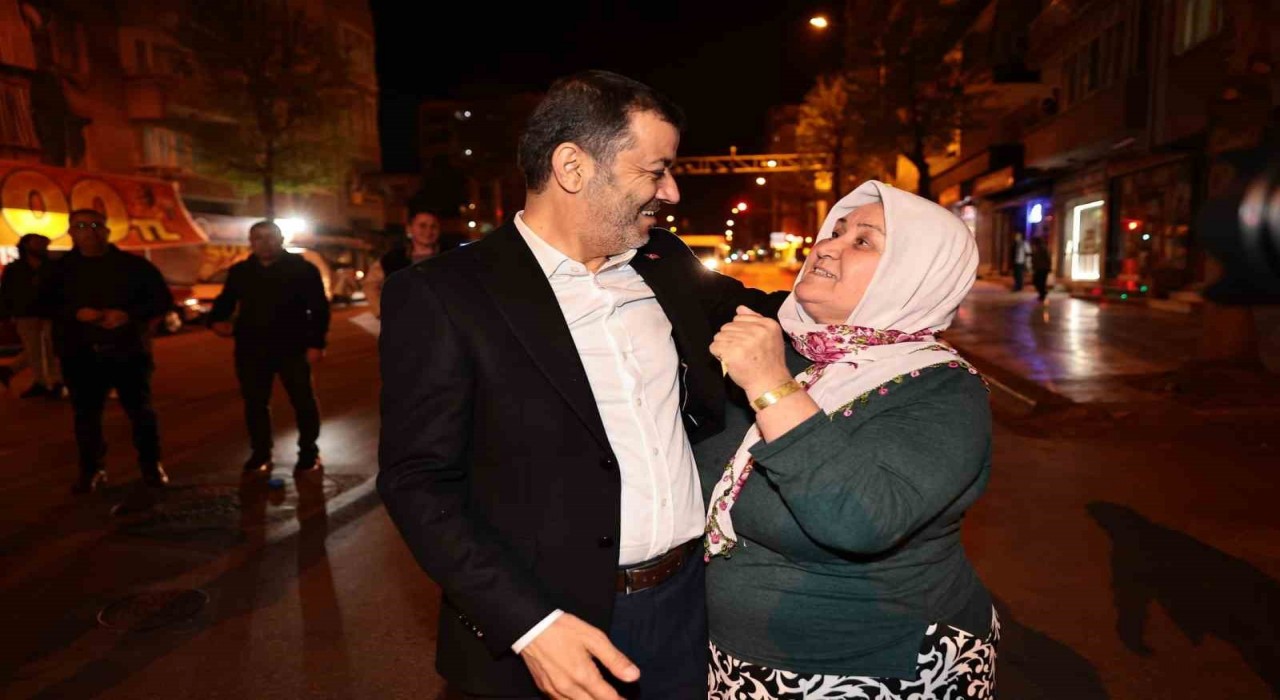 Başkan Çavuşoğlu; Hak, hukuk ve adalet için omuz omuza yürüyoruz