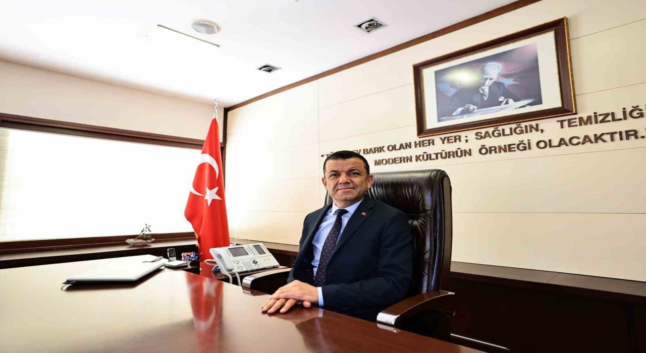 Başkan Çavuşoğlu, Kadınlarımız, dünyayı daha güzel bir haline getiren yaşamın olmazsa olmazıdır
