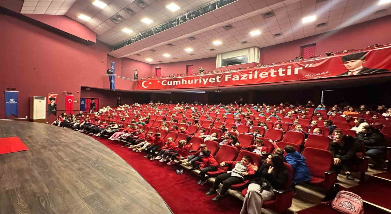 Başkan Çerçioğlu, Aydınlıları sanatla buluşturuyor