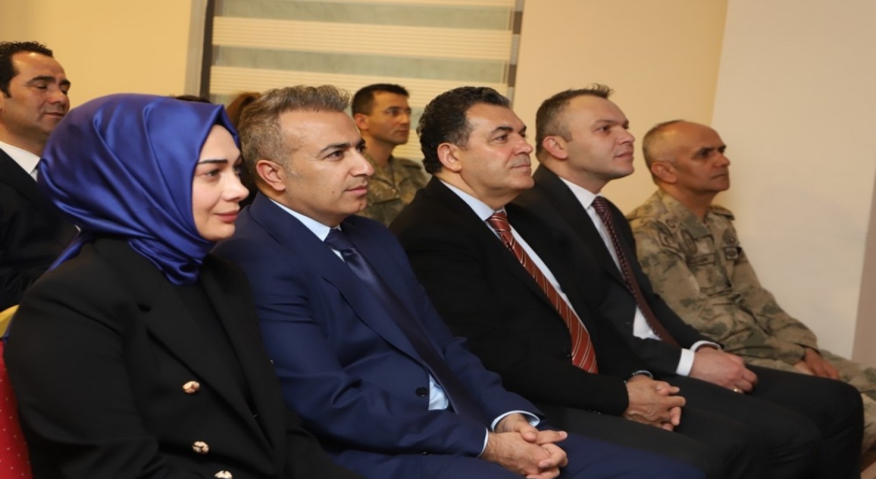 Başkan Demir, ‘Ailenin korunması ve güçlendirilmesi çalıştayına katıldı