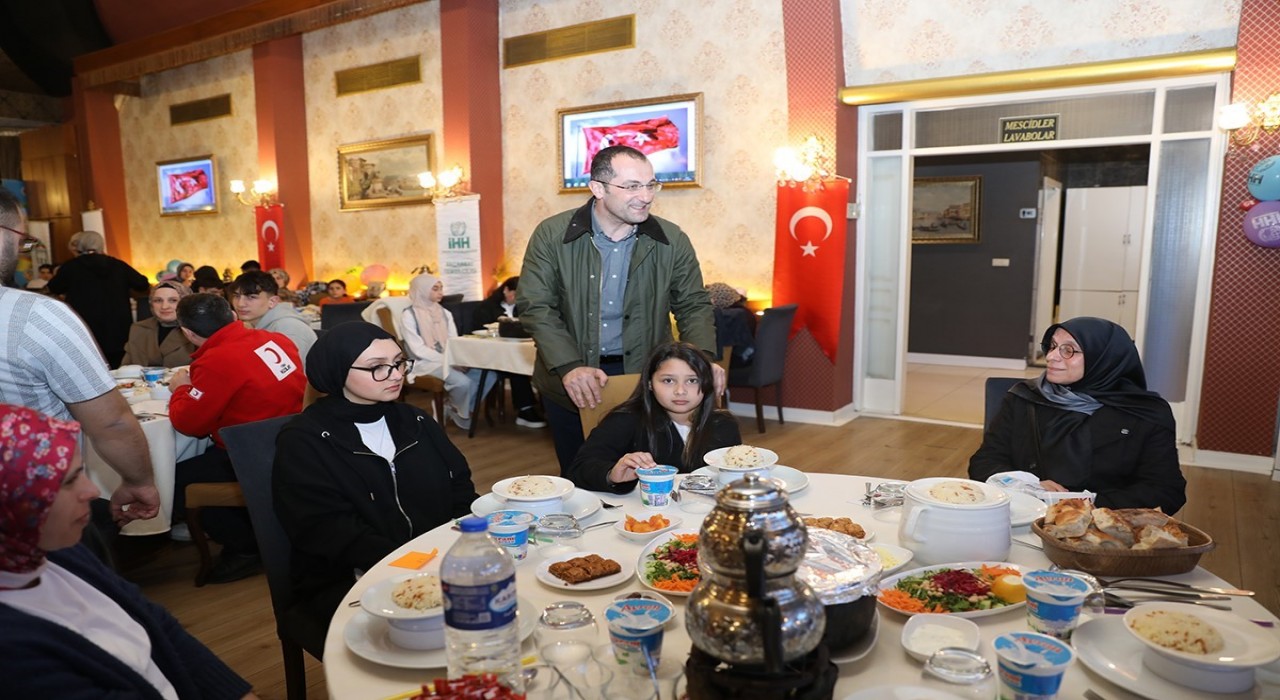 Başkan Ekim: Yetimler bizlere emanettir