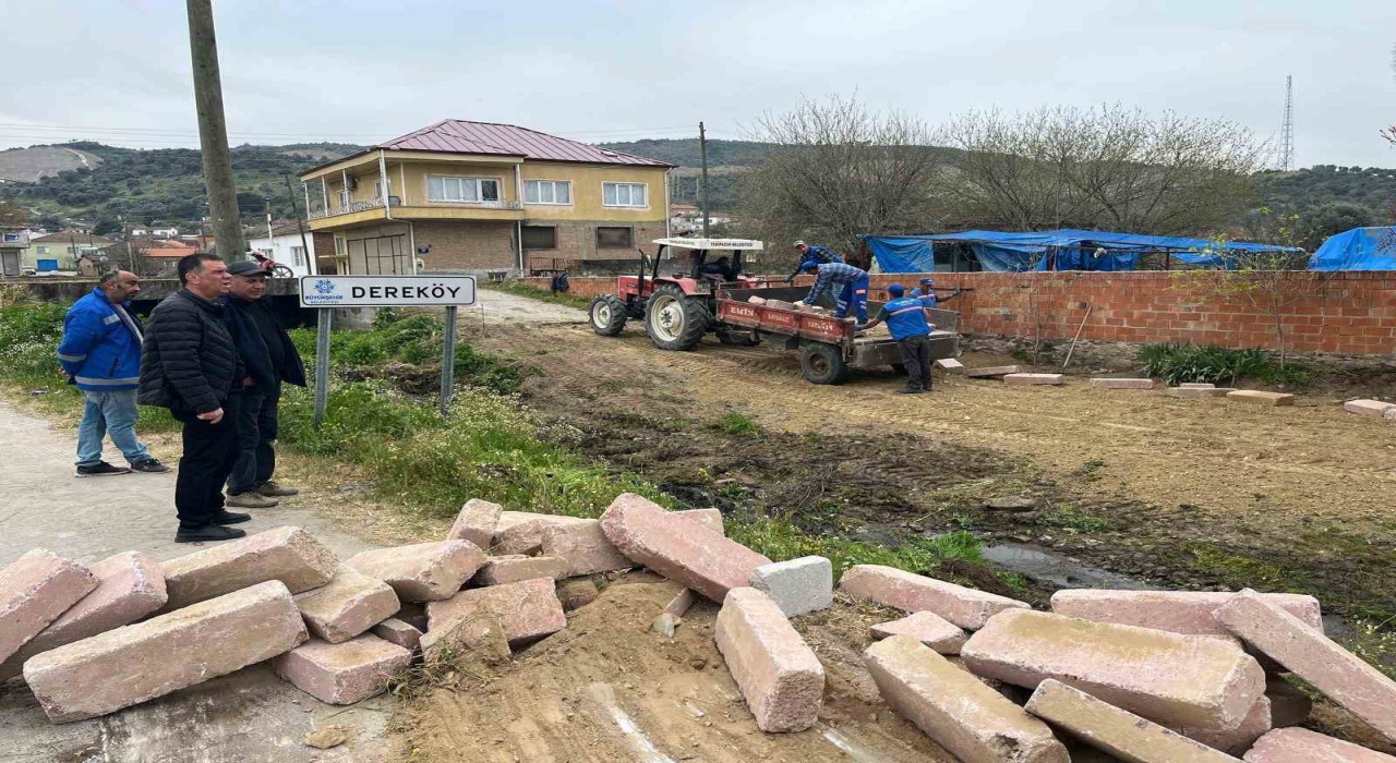 Başkan Ercan: Mahallelerimizin eksikliklerini gidermeye devam ediyoruz