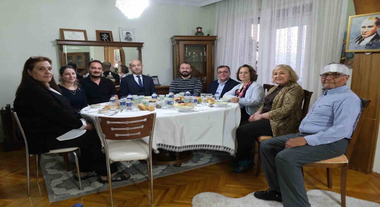 Başkan Hakan Şehirliden esnaf ziyareti