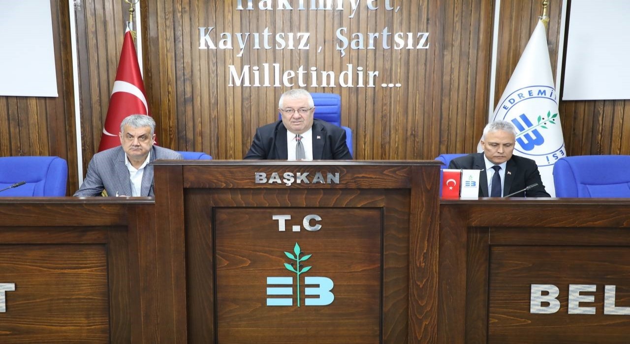 Başkan Mehmet Ertaş: Zeytinli Rock Festivalini Edremite getireceğiz
