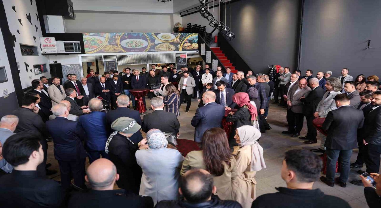 Başkan Özdoğan: Ramazanın bereketini, bayramın coşkusunu hep birlikte yaşıyoruz