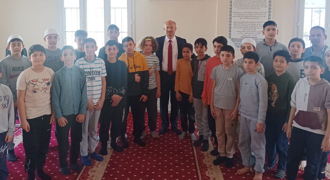 Başkanlık Vaizi Hamdi Karanfil’den Kur’an Kursları ve Camilere Ziyaret
