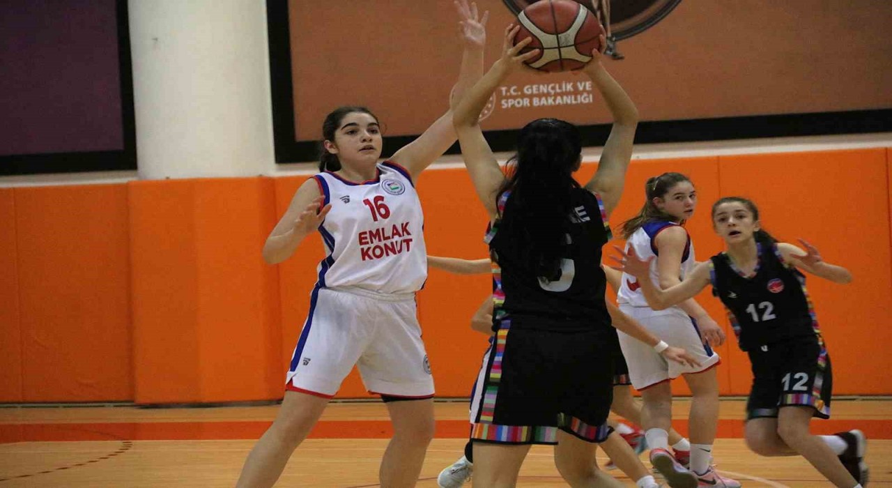 Basketbol U-16 Kızlar Anadolu Şampiyonası Kayseride başlıyor