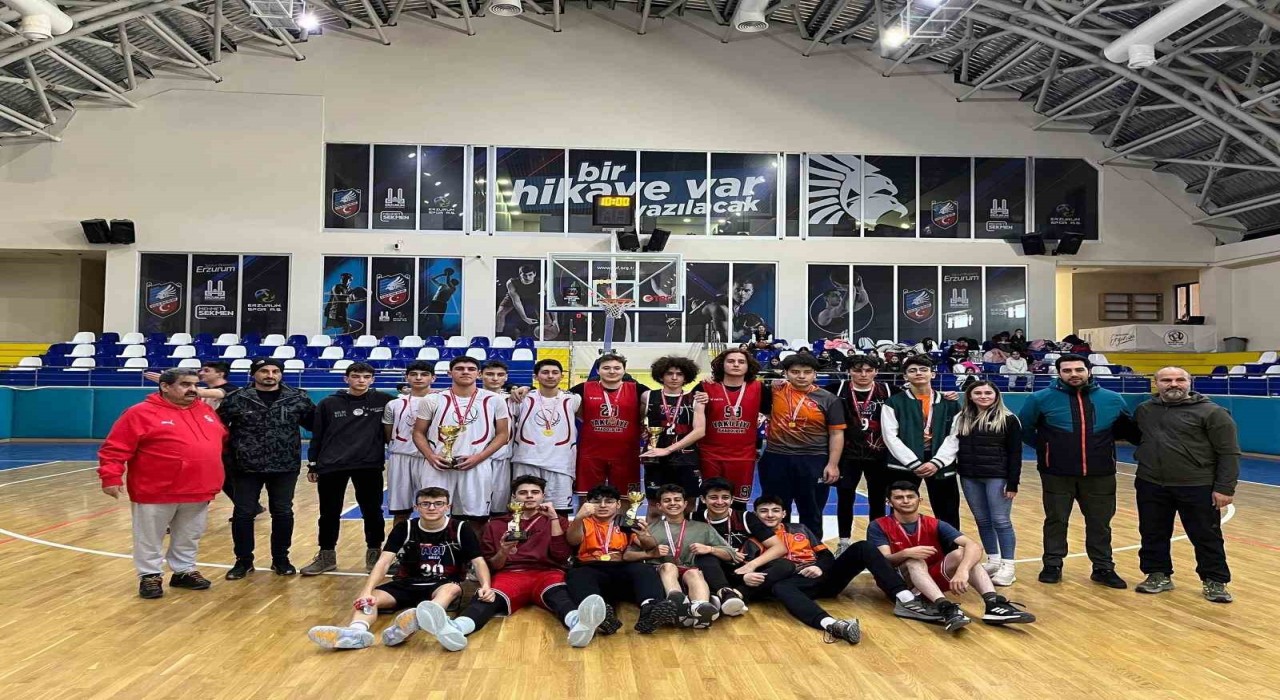 Basketbolda final heyecanı