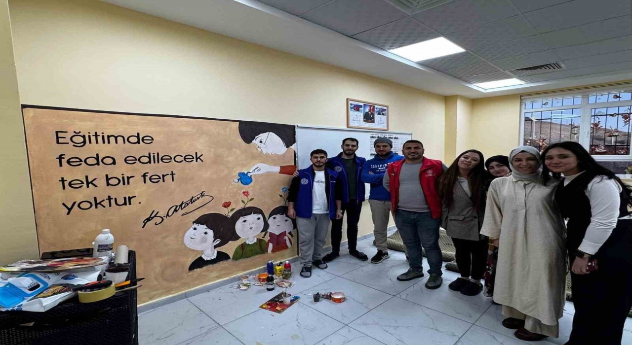 Batmanda özel eğitim okulunda duvar sanatla renklendi