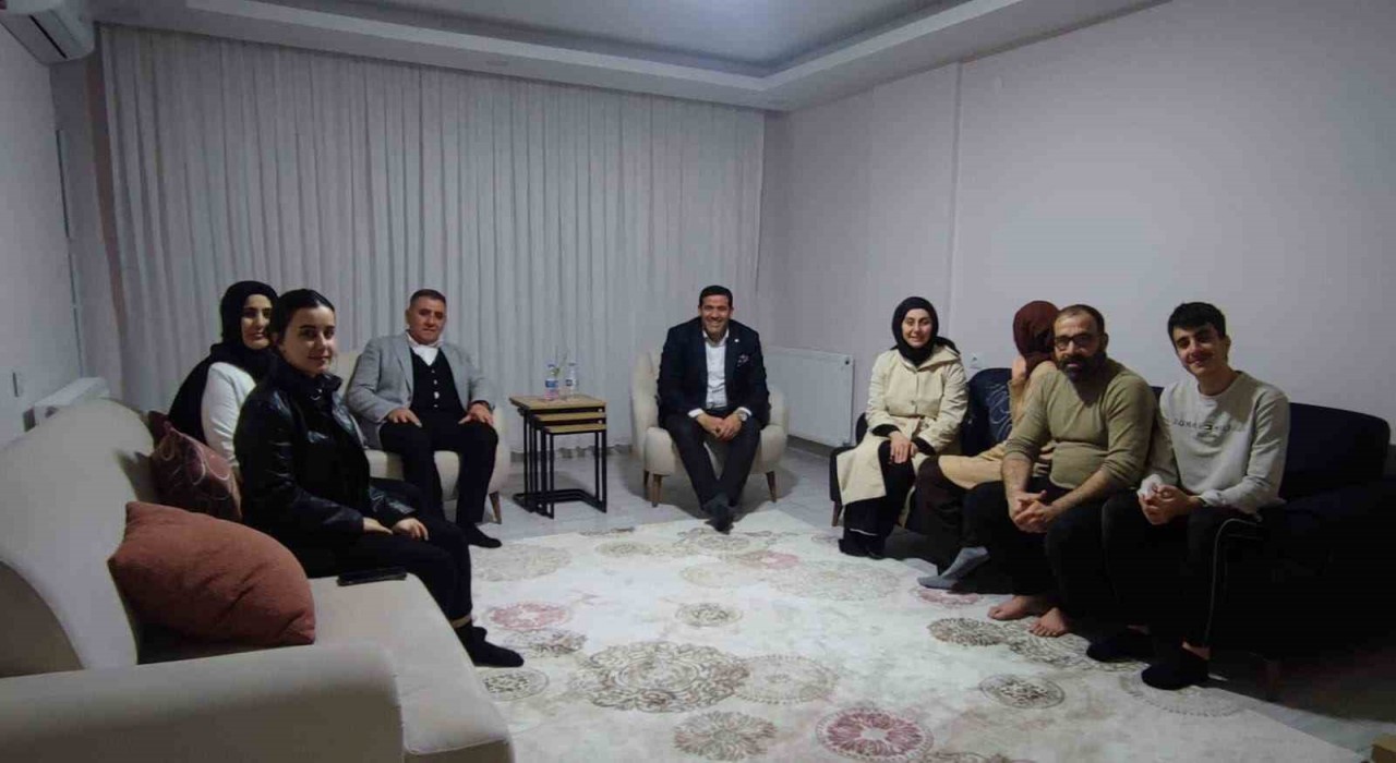 Batmanda sosyal medya üzerinden iftar davetine anında cevap