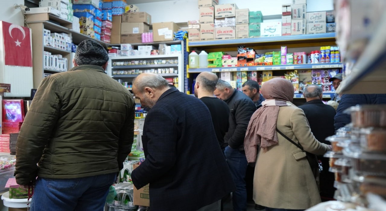Bayburtta bayram alışveriş telaşı yoğunluğuna neden oldu