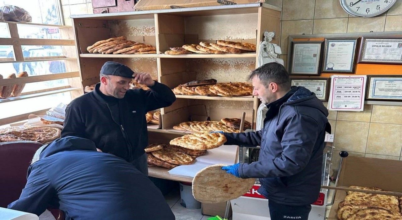 Bayburtta zabıta ekipleri fırın denetiminde