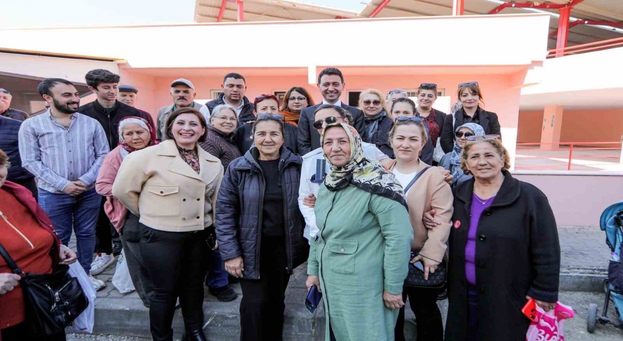 Bayraklıda kadın danışma merkezi açıldı