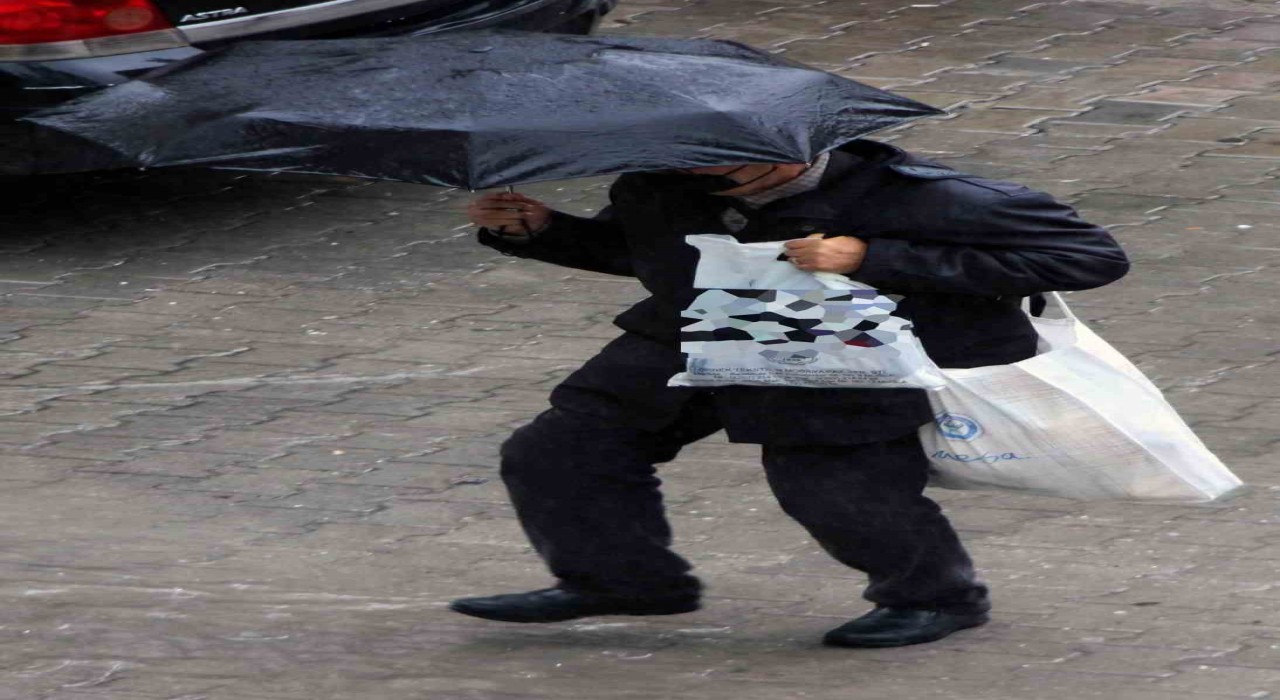 Bayramda şemsiyesiz dışarı çıkmayın