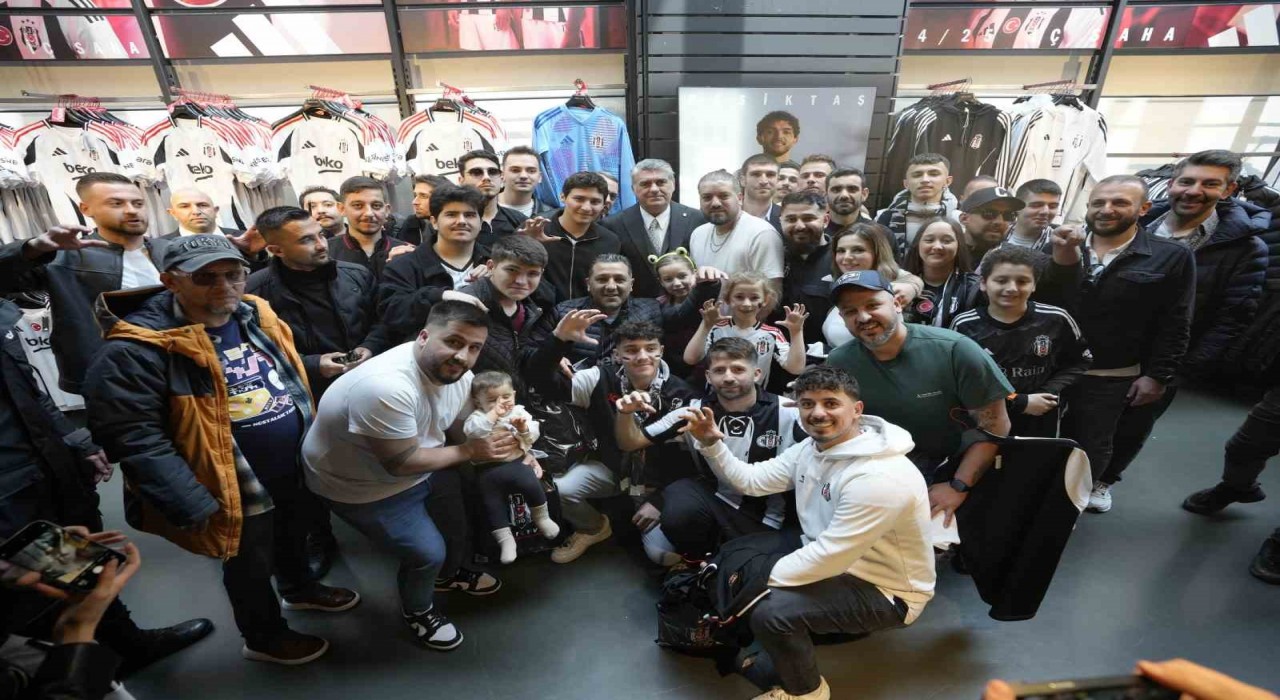 Beşiktaşta geleneksel bayramlaşma töreni yapıldı