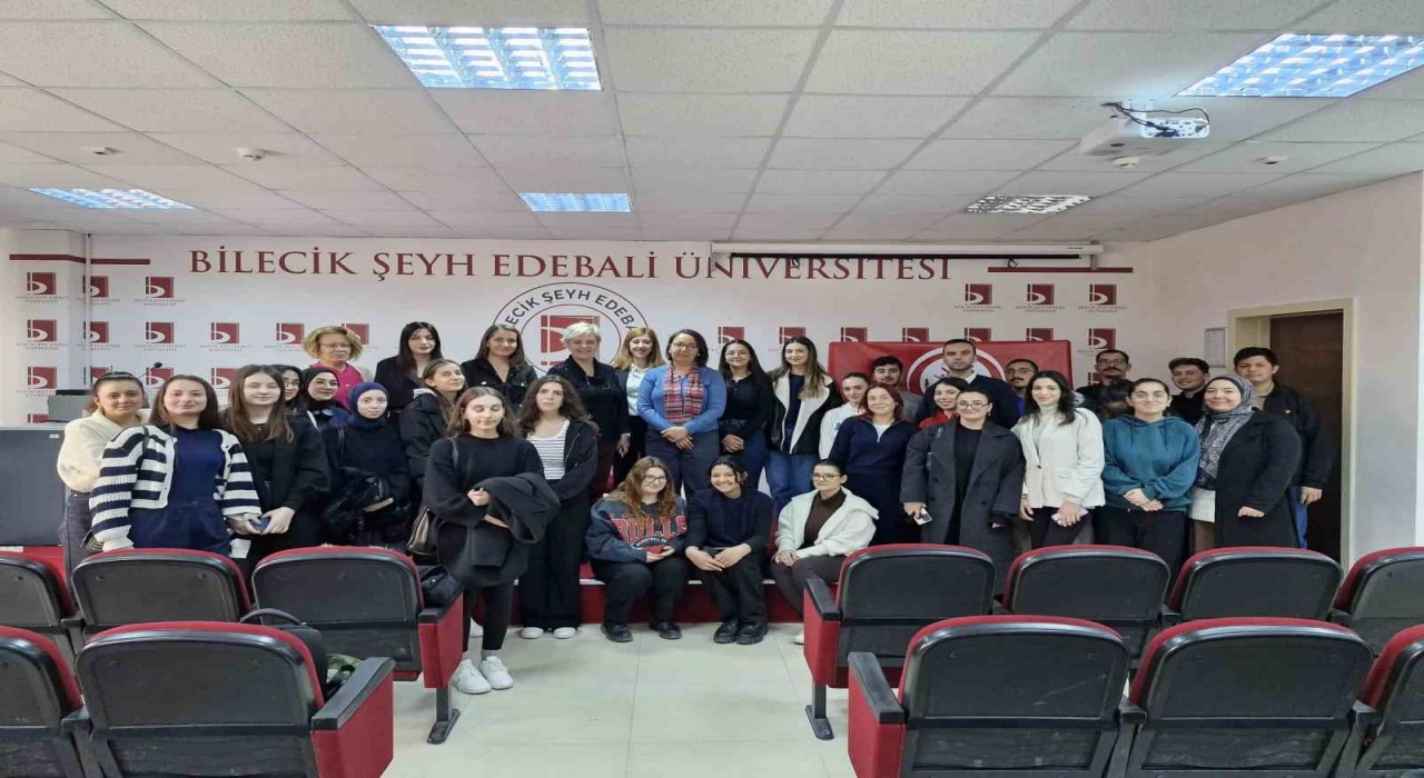 Bilecik Şeyh Edebali Üniversitesinde Aile Yılı söyleşisi düzenlendi