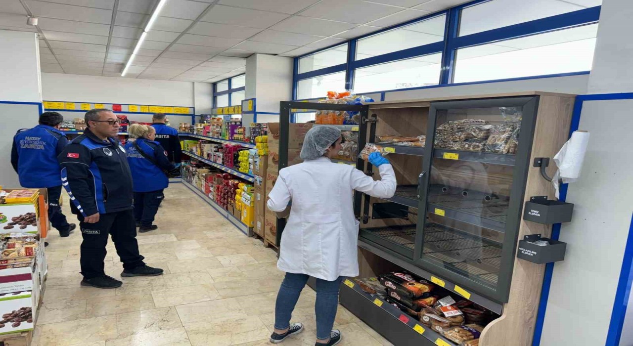 BİMde küflü ekmek şikayetine zabıta müdahalesi