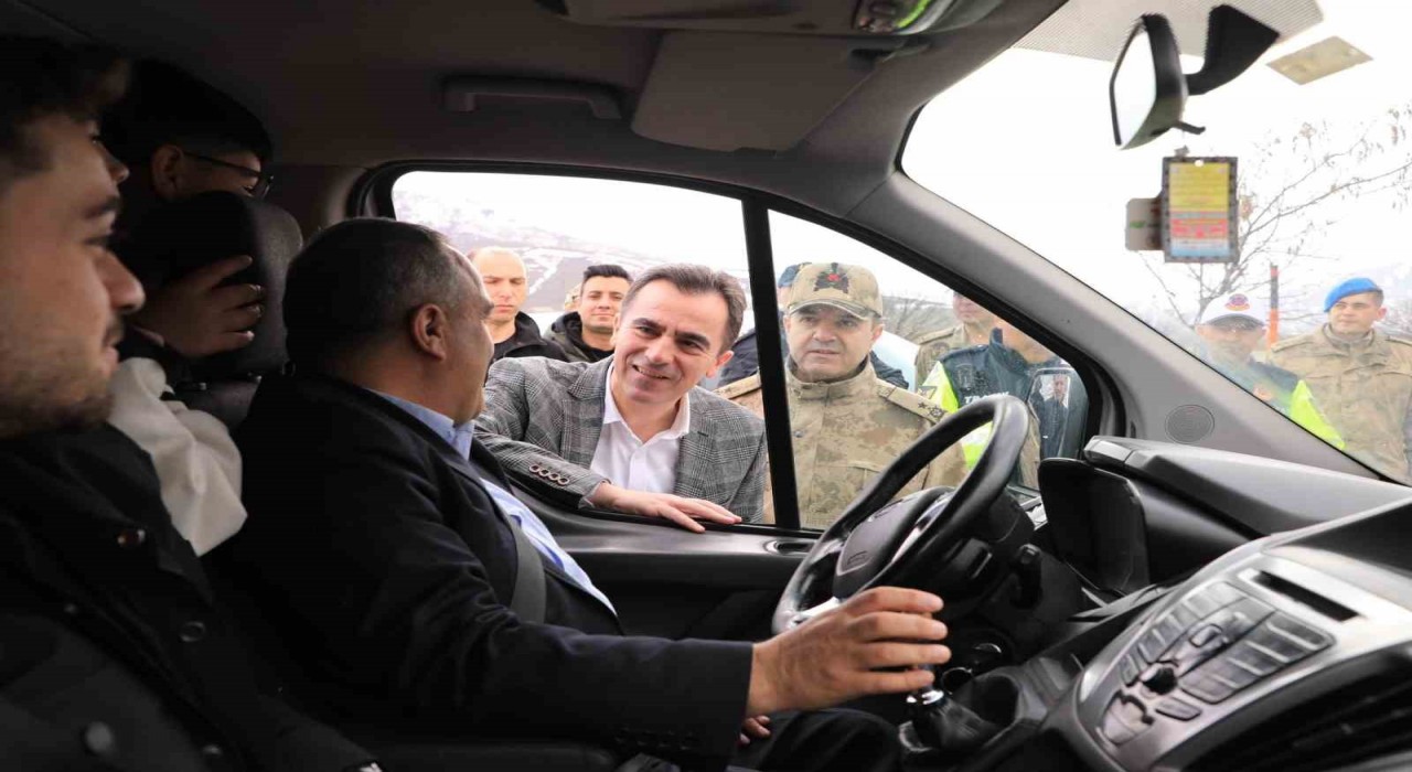 Bitlis Valisi Karakayadan sürücülere bayram uyarısı