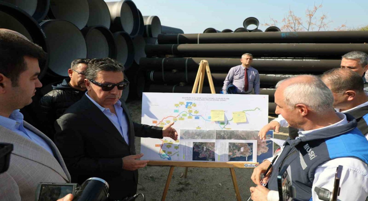 Bodrumun arızalı içme suyu hatları yenileniyor